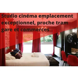 R'studio Cine Salle 2 Hypercentre Apartment